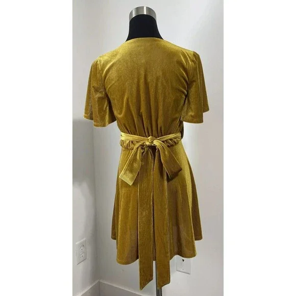 Lovers + Friends Wrap Dress Women's XS Gold Belted Corduroy Ribbed Revolve NEW - Picture 4 of 14